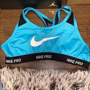 NIKE PRO SPORTS BRA